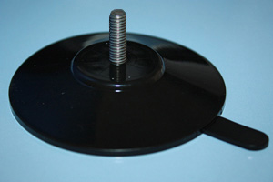 Saugnäpfe Ø 75 mm, schwarz - mit Löselasche und Gewinde M6 x 20 mm V2A